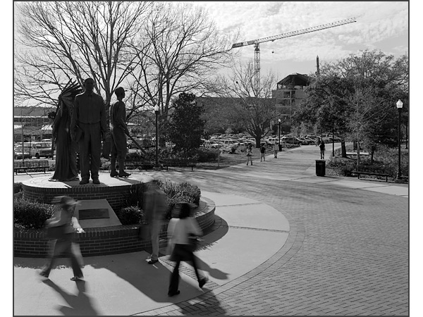 Andrew Ross - Surroundings - Woodward Circle III